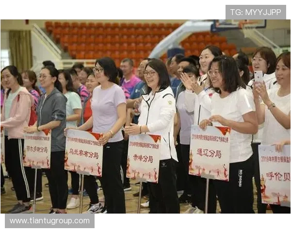 刘丽专访：从青涩少女到排球明星的成长之路与心路历程回顾
